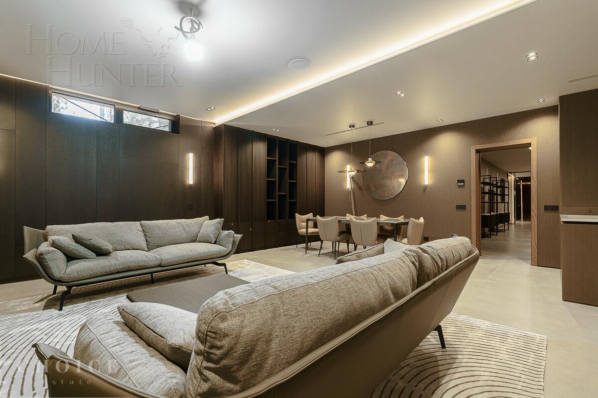2-этажный коттедж 1 373.4 м² с отделкой