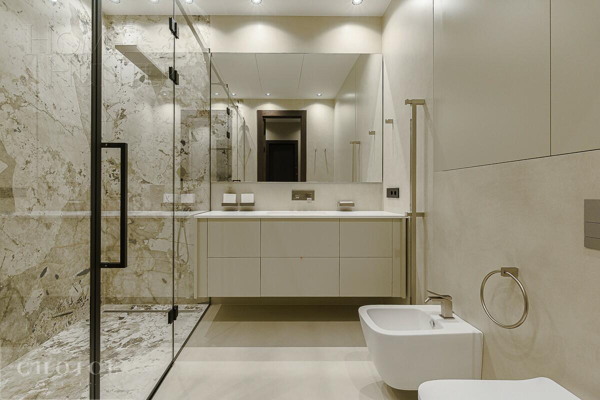 2-этажный коттедж 1 373.4 м² с отделкой