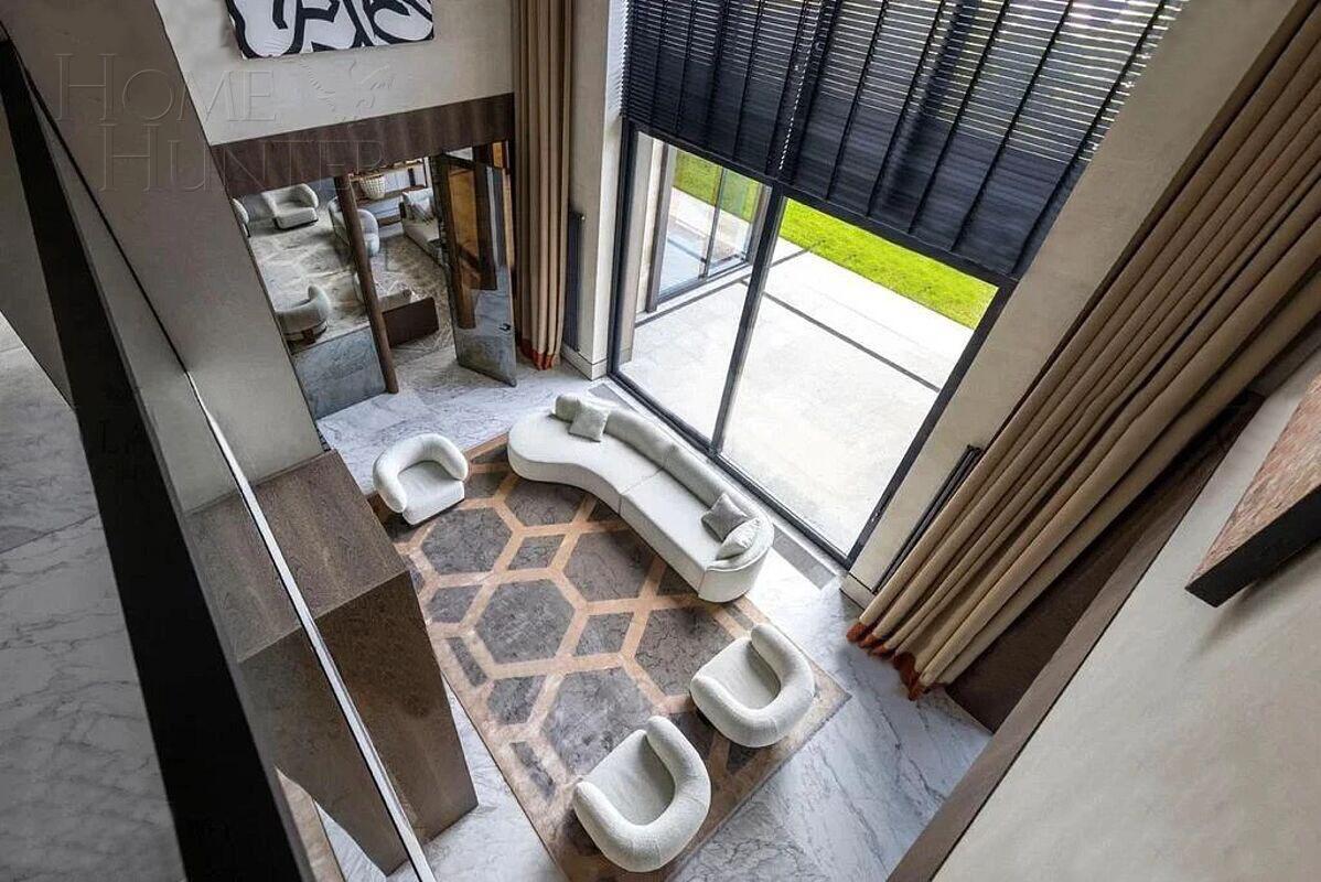 2-этажный коттедж 1 100 м² с отделкой