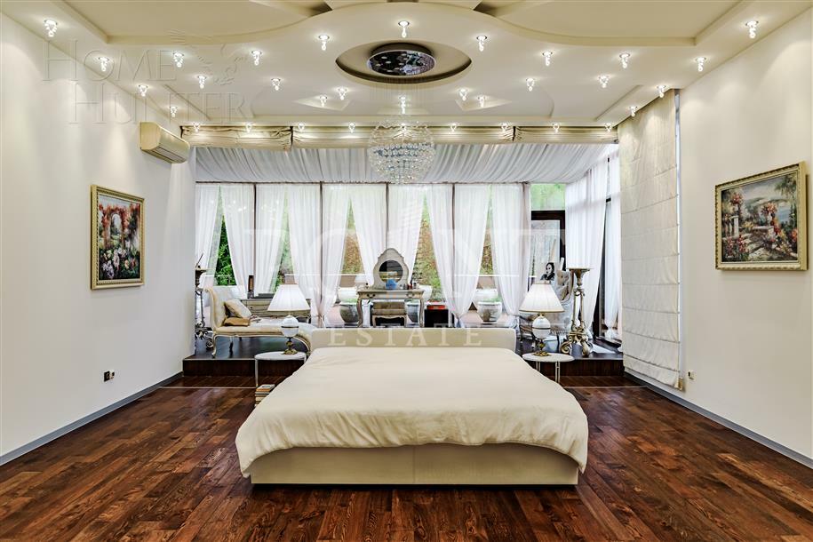 2-этажный коттедж 1 200 м² с отделкой