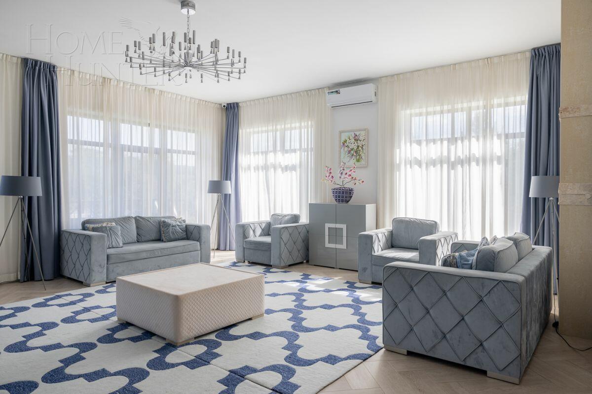 2-этажный коттедж 300 м² с отделкой