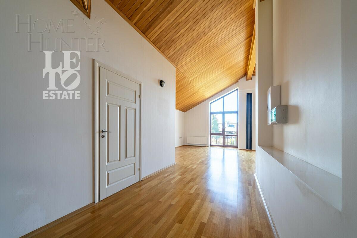 2-этажный коттедж 425 м² с отделкой