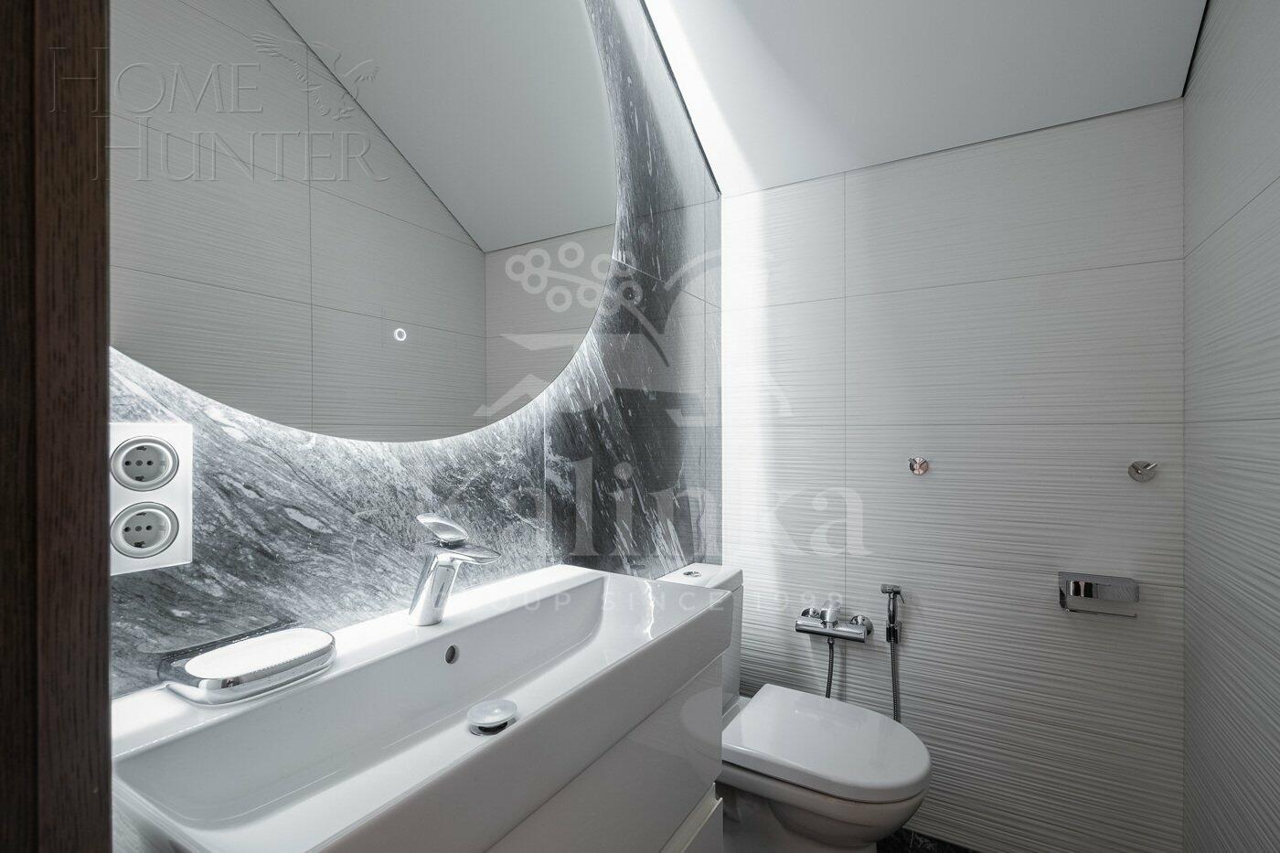 2-этажный коттедж 400 м² с отделкой