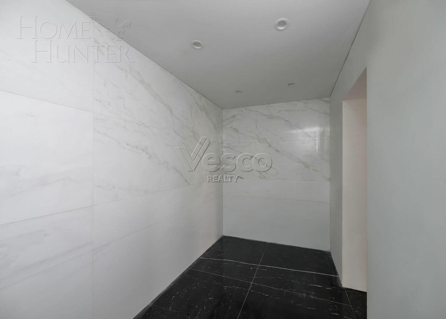 2-УРОВНЕВЫЕ АПАРТАМЕНТЫ БЕЗ ОТДЕЛКИ 191.8 М² НА 1 ЭТАЖЕ