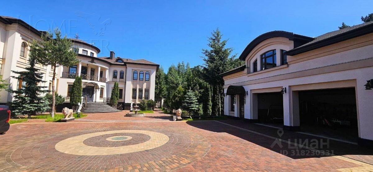 2-этажный коттедж 1 450 м² с отделкой