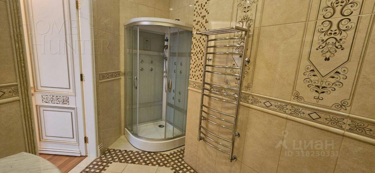 2-этажный коттедж 1 450 м² с отделкой