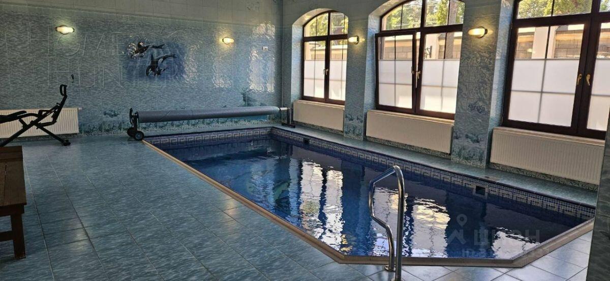 2-этажный коттедж 1 450 м² с отделкой