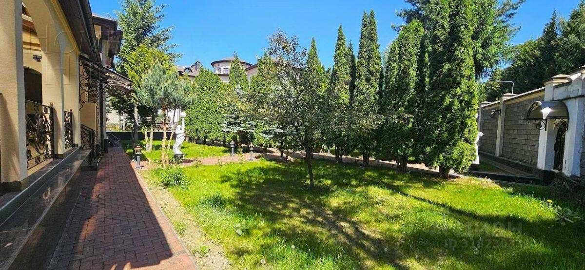 2-этажный коттедж 1 450 м² с отделкой