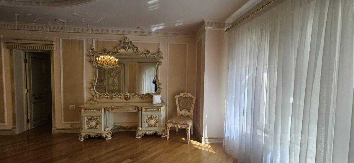 2-этажный коттедж 1 450 м² с отделкой