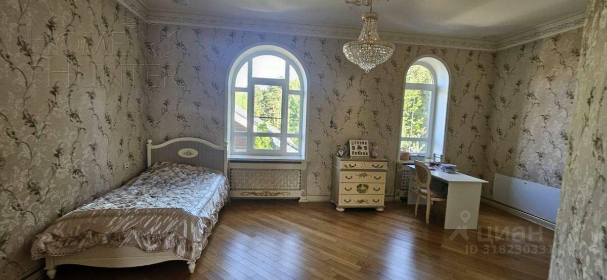 2-этажный коттедж 1 450 м² с отделкой