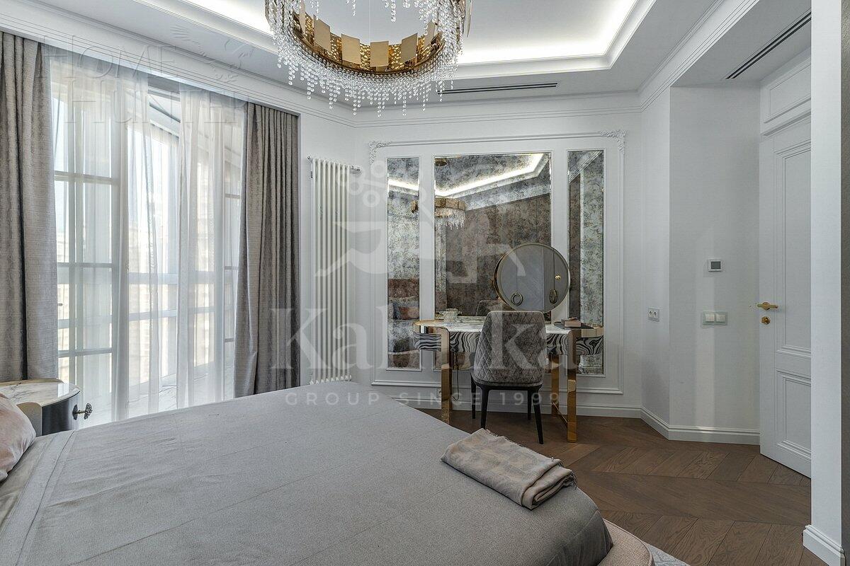 4-КОМН. КВАРТИРА С ОТДЕЛКОЙ 98.1 М² НА 17 ЭТАЖЕ