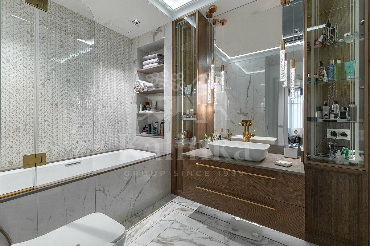 4-КОМН. КВАРТИРА С ОТДЕЛКОЙ 98.1 М² НА 17 ЭТАЖЕ