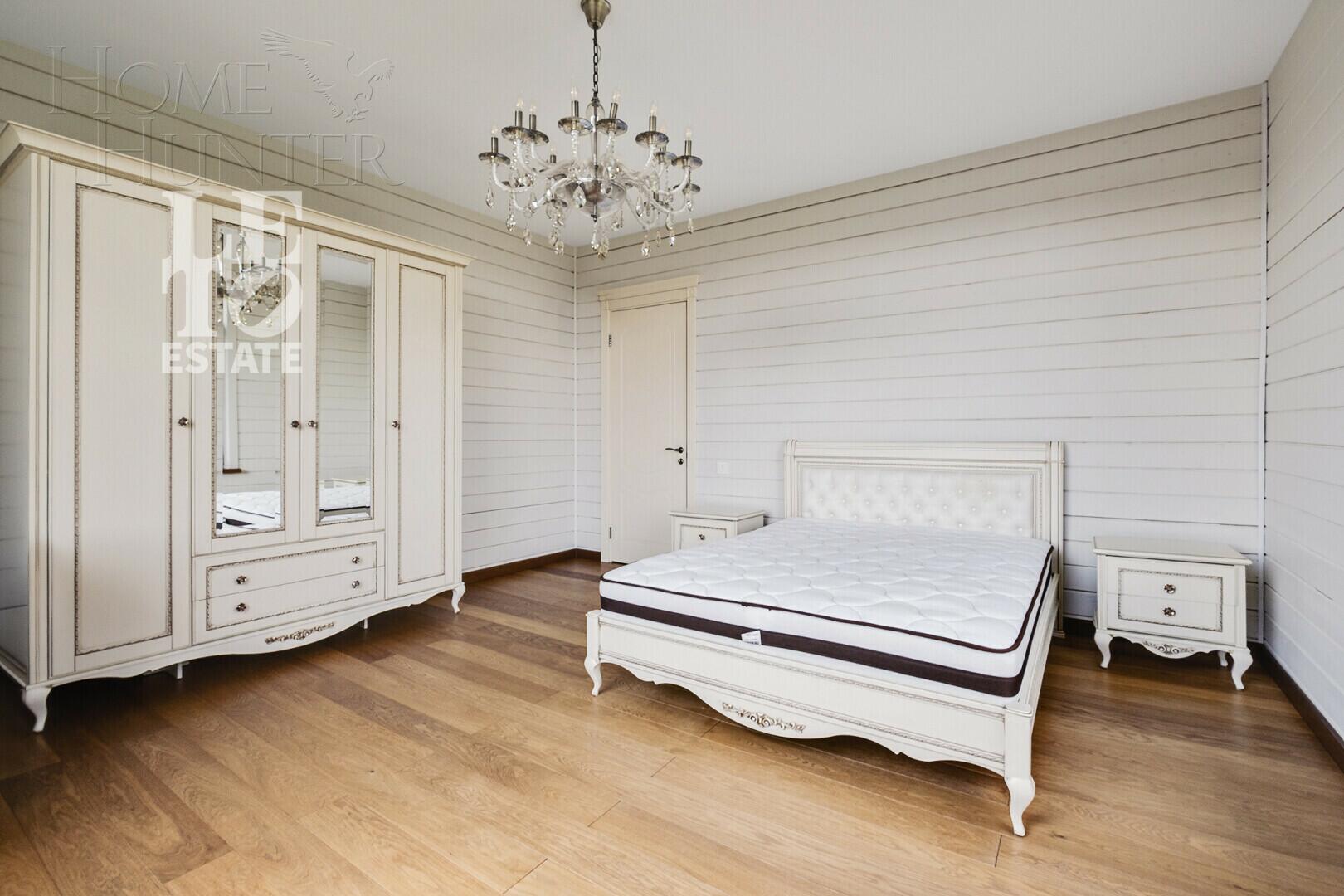 2-этажный коттедж 379.4 м² с отделкой