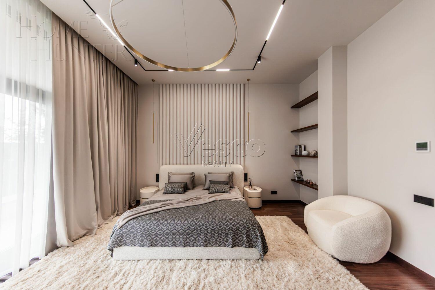 2-этажный коттедж 1 100 м² с отделкой