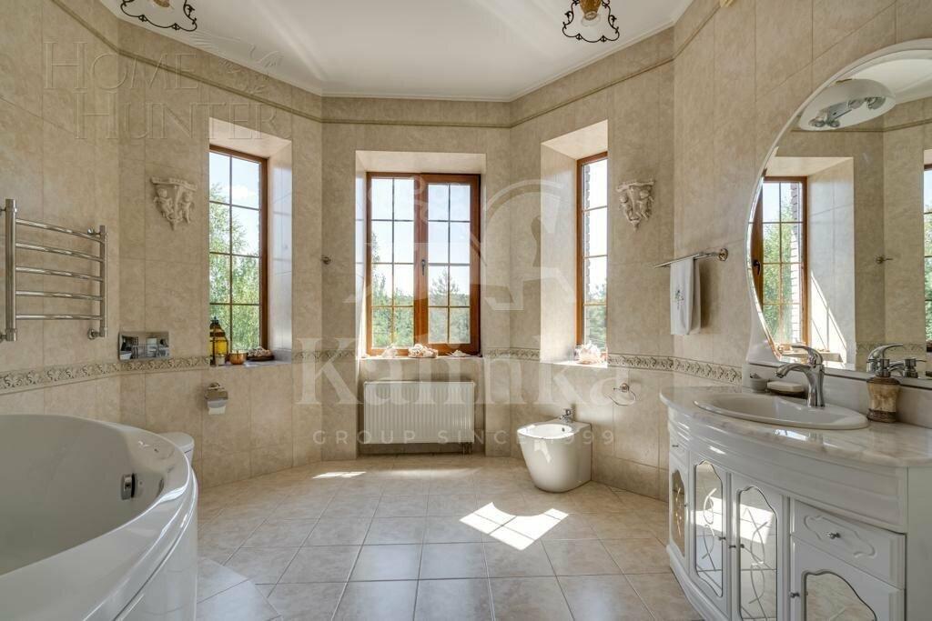 2-этажный коттедж 650 м² с отделкой