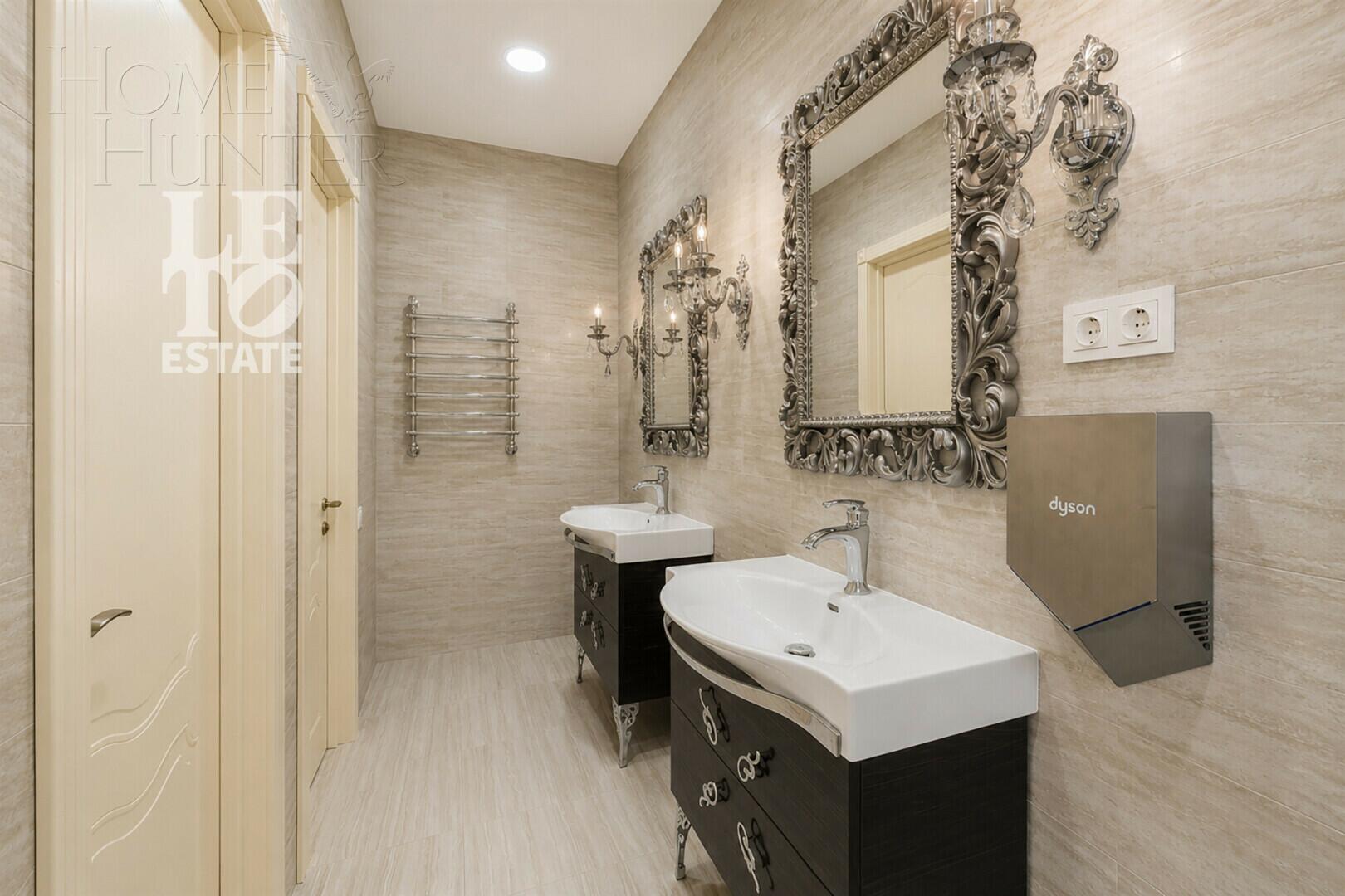2-этажный коттедж 379.4 м² с отделкой