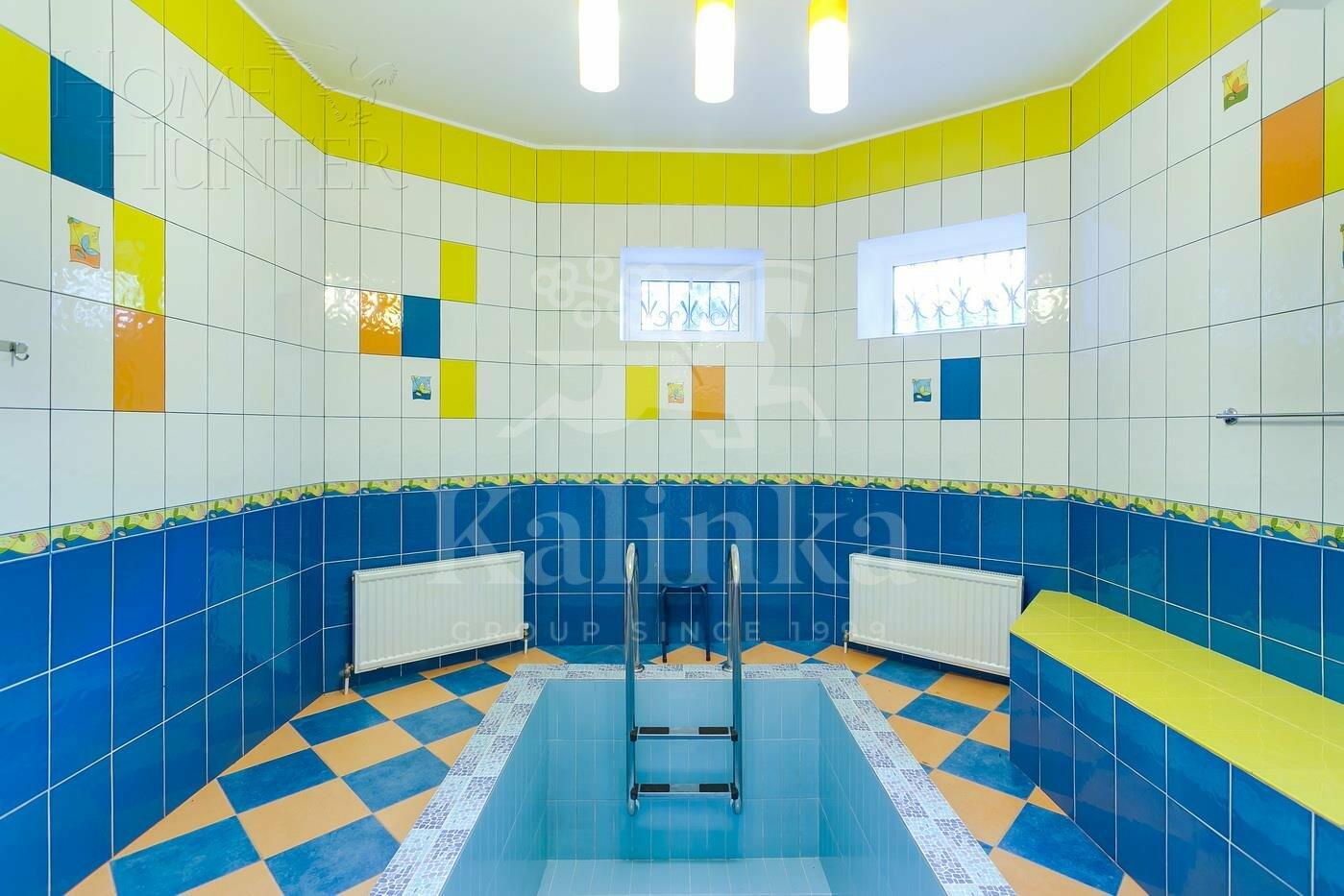 2-этажный коттедж 610 м² с отделкой