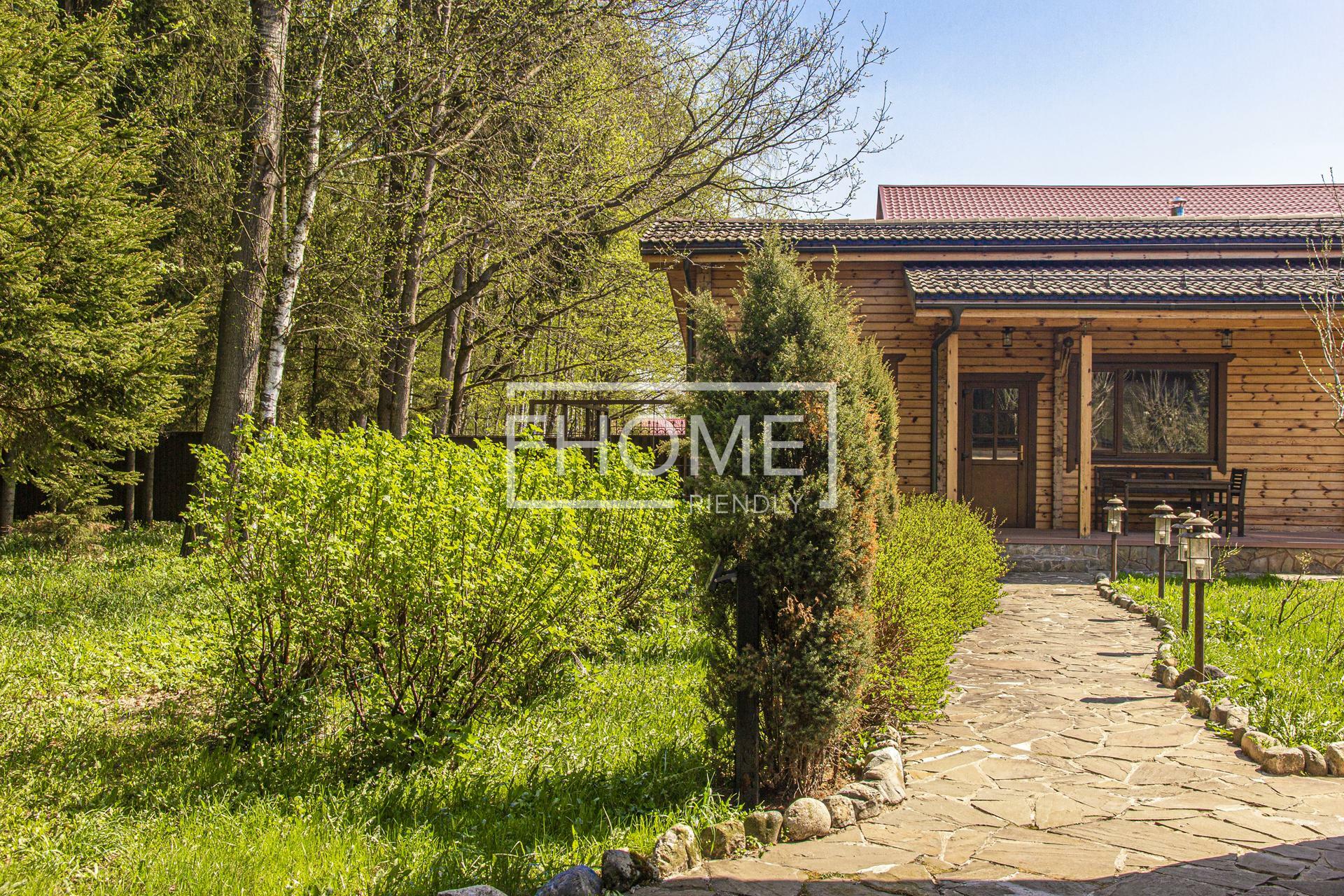 2-этажный коттедж 350 м² с отделкой
