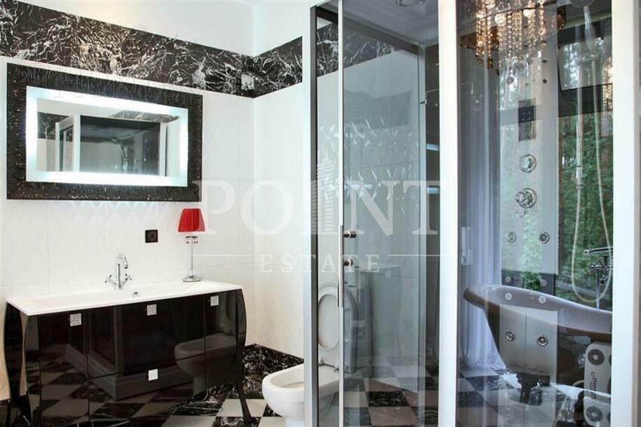 2-этажный коттедж 640 м² с отделкой