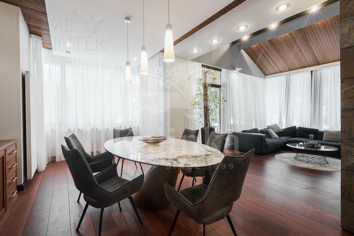 2-этажный коттедж 450 м² с отделкой