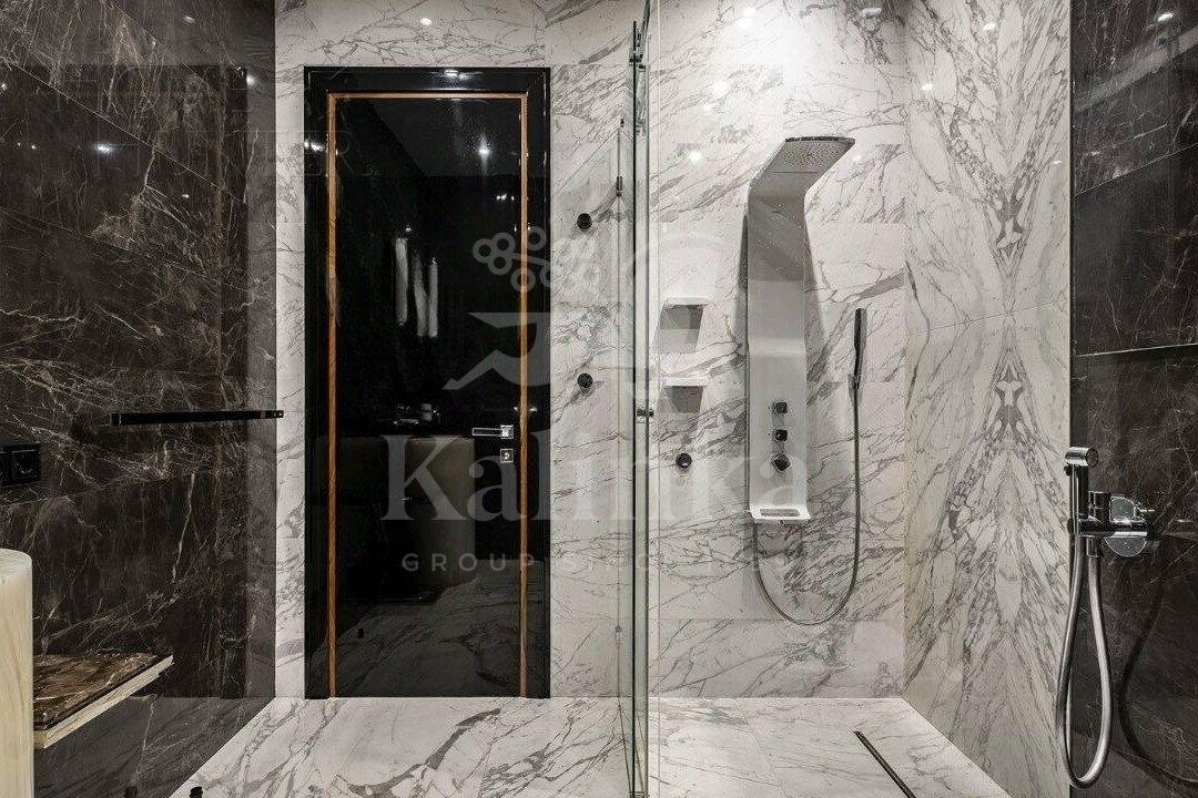 4-КОМН. КВАРТИРА С ОТДЕЛКОЙ 213.1 М² НА 5 ЭТАЖЕ
