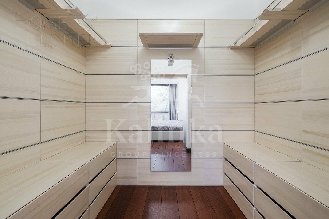 2-этажный коттедж 450 м² с отделкой
