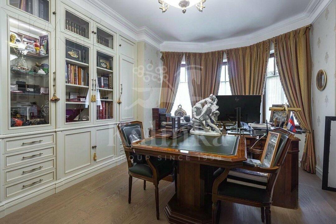 2-этажный таунхаус 370 м² с отделкой