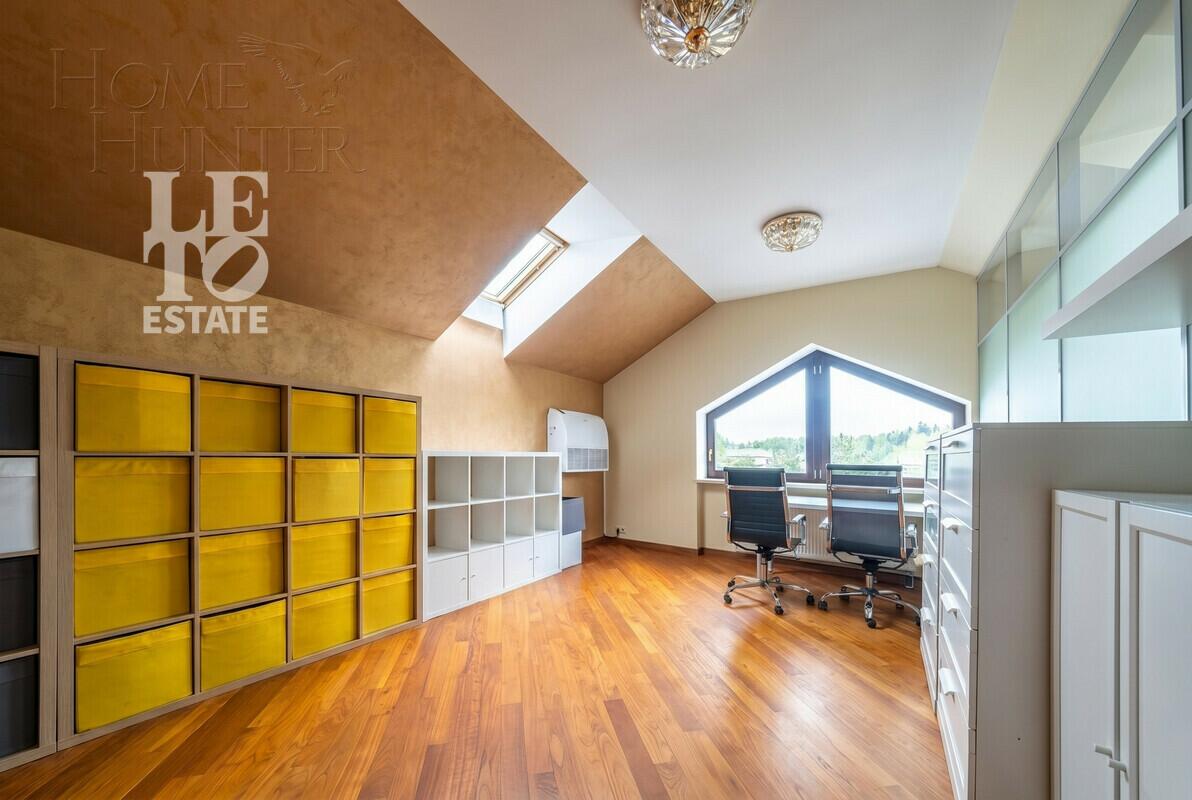 3-этажный коттедж 470 м² с отделкой