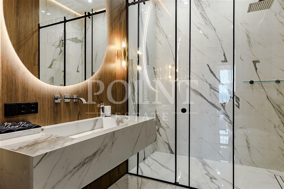 2-этажный коттедж 250 м² с отделкой