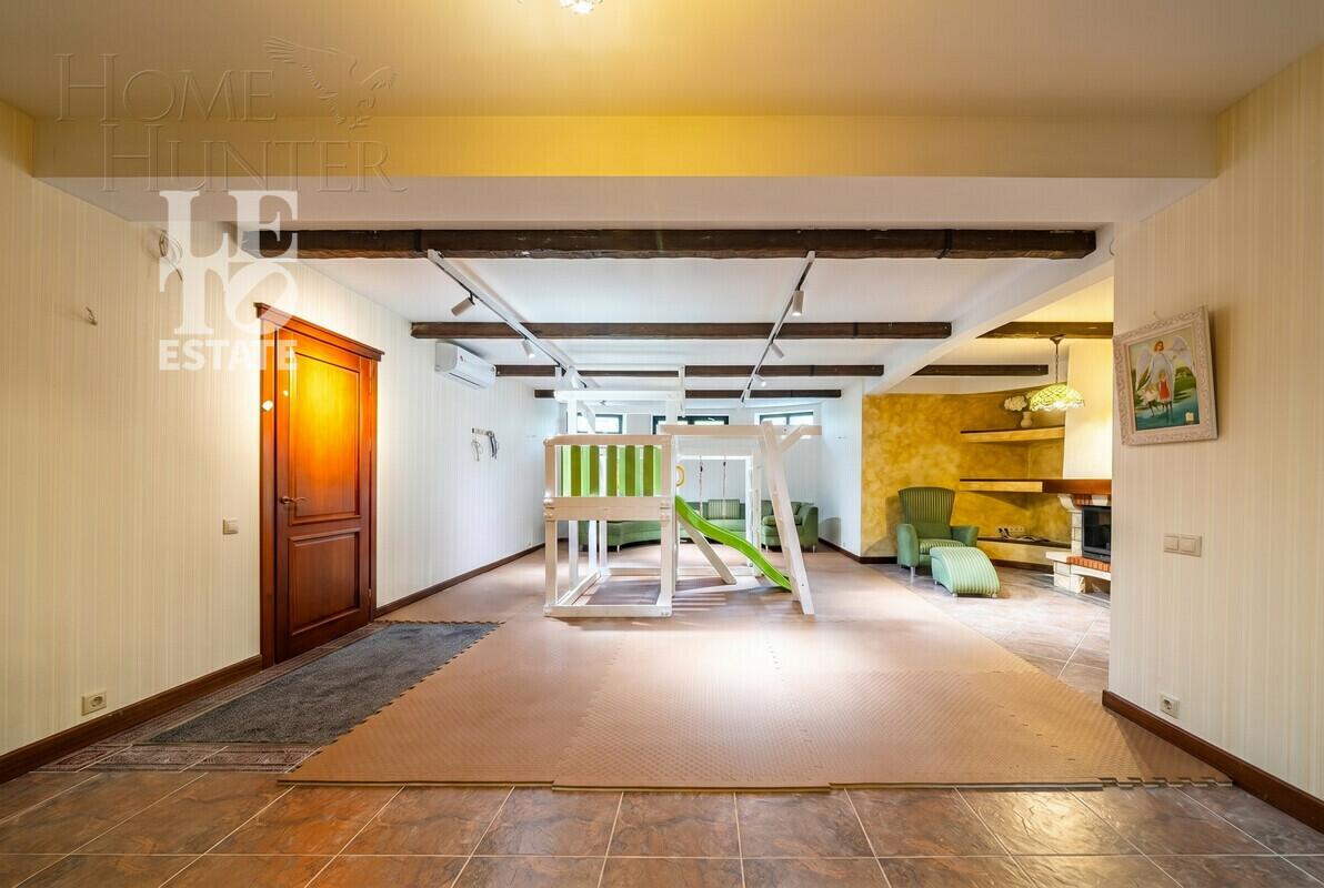 3-этажный коттедж 470 м² с отделкой