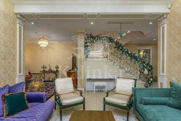 2-этажный таунхаус 370 м² с отделкой