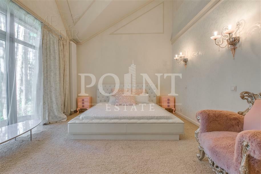2-этажный коттедж 1 400 м² с отделкой