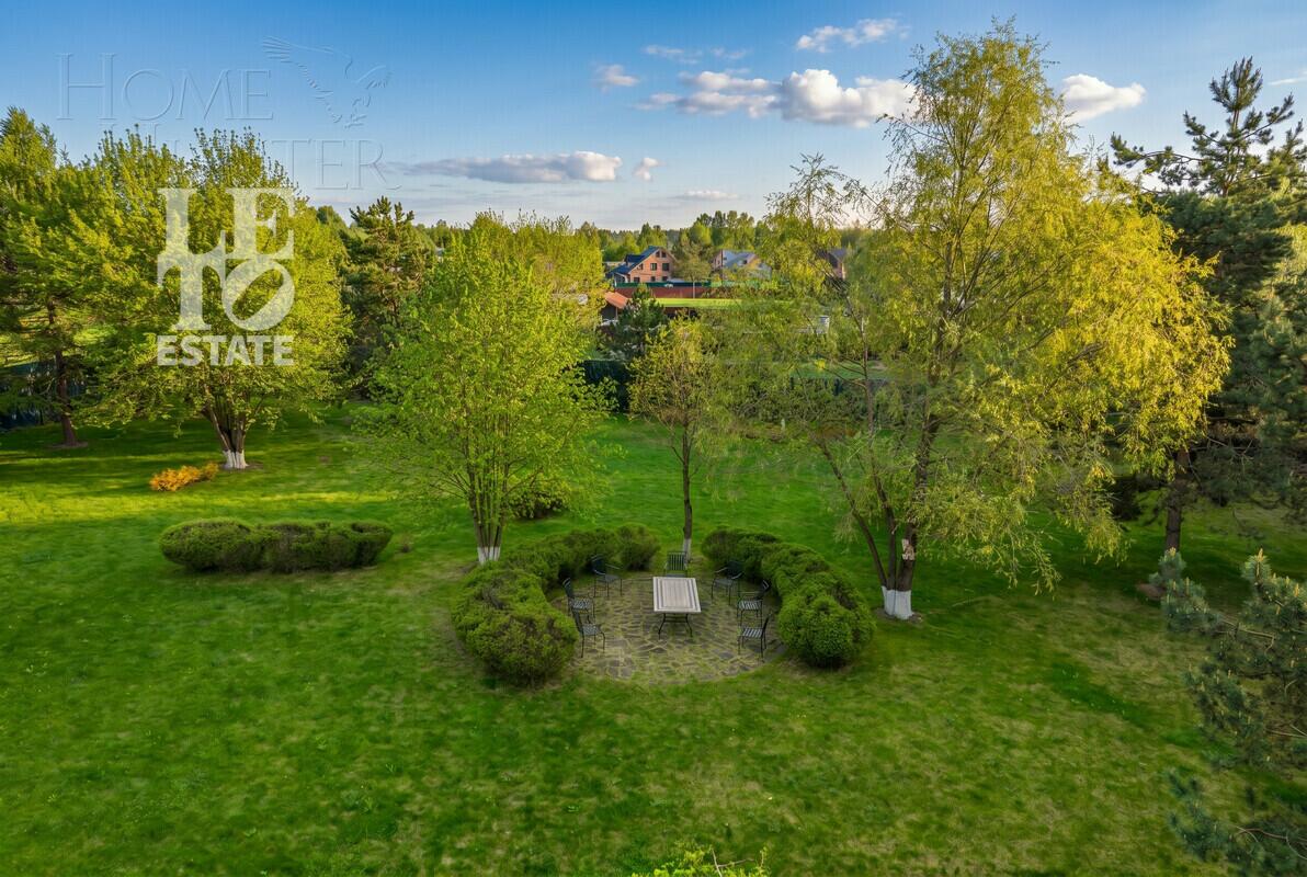 3-этажный коттедж 470 м² с отделкой