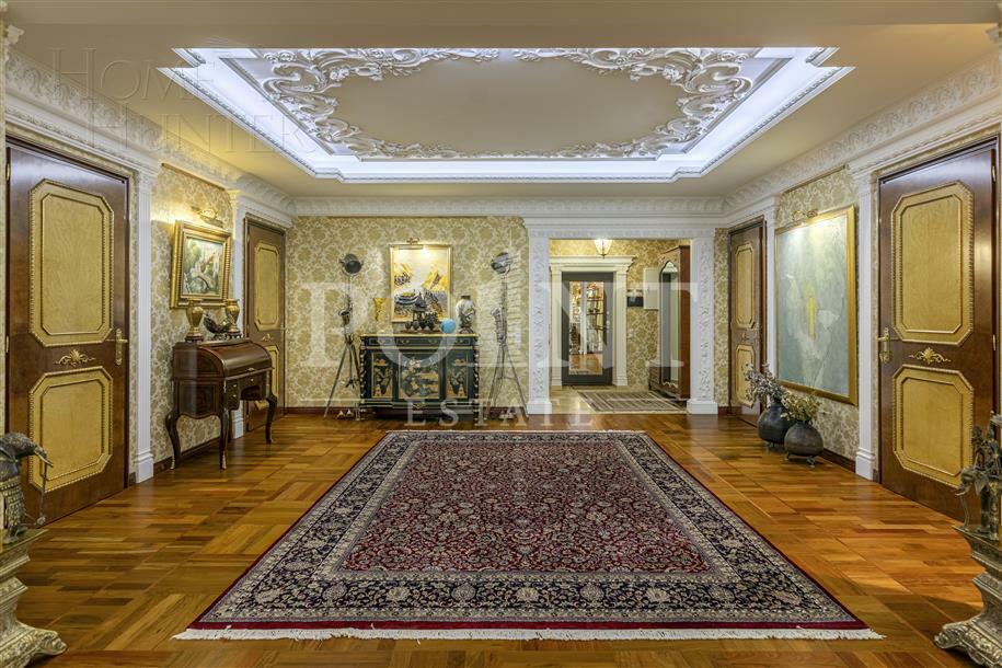 4-КОМН. КВАРТИРА С ОТДЕЛКОЙ 304.2 М² НА 4 ЭТАЖЕ