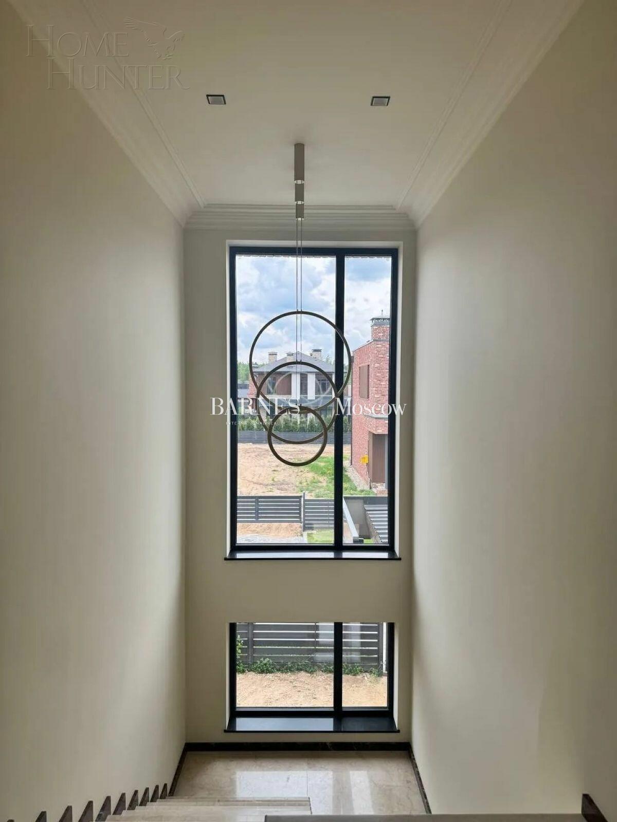 2-этажный коттедж 370 м² с отделкой