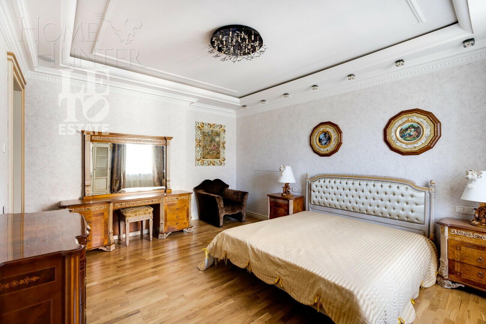 2-этажный коттедж 550 м² с отделкой