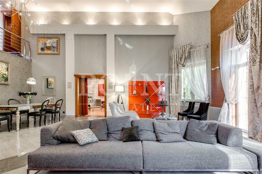 2-этажный коттедж 1 400 м² с отделкой