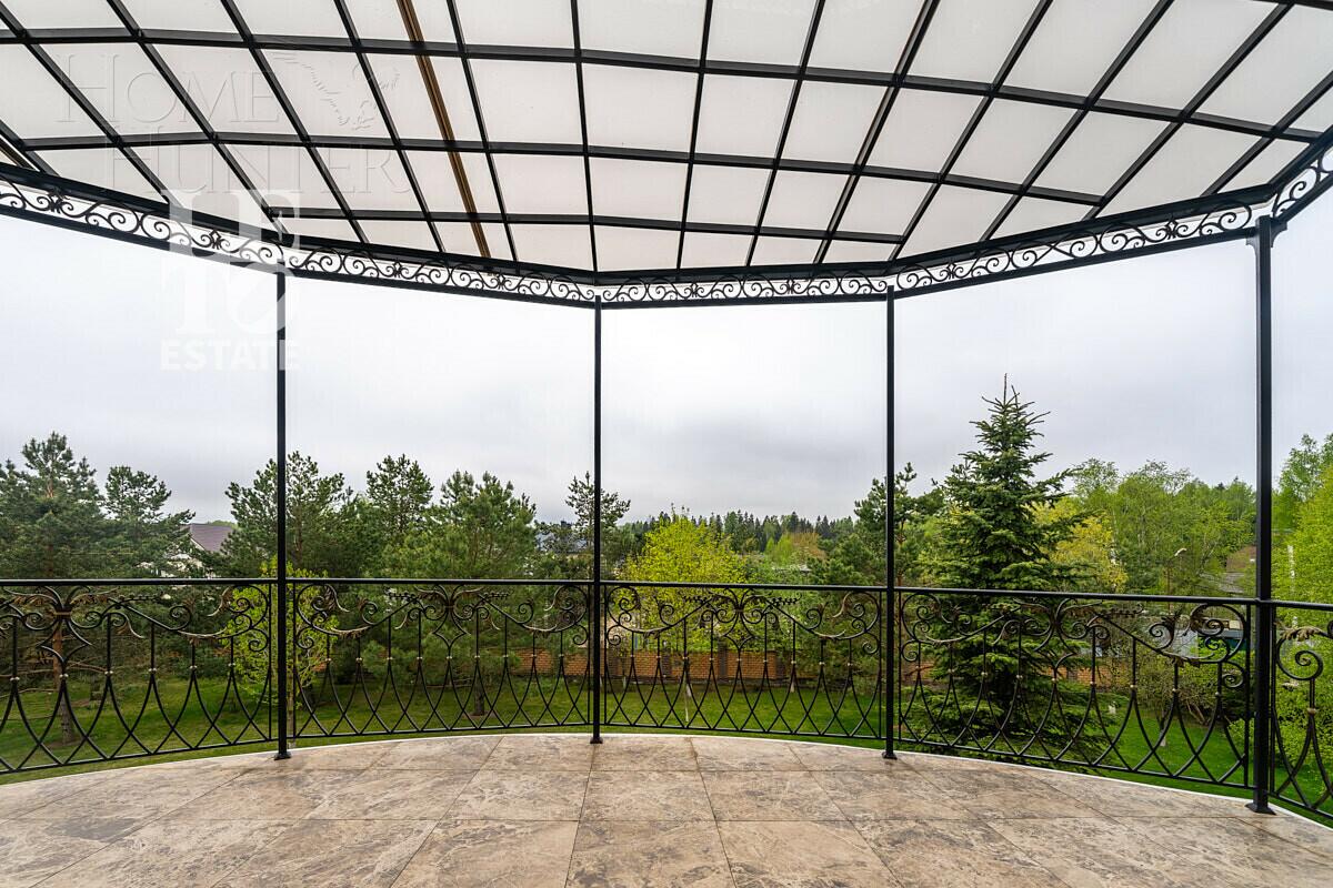 3-этажный коттедж 470 м² с отделкой