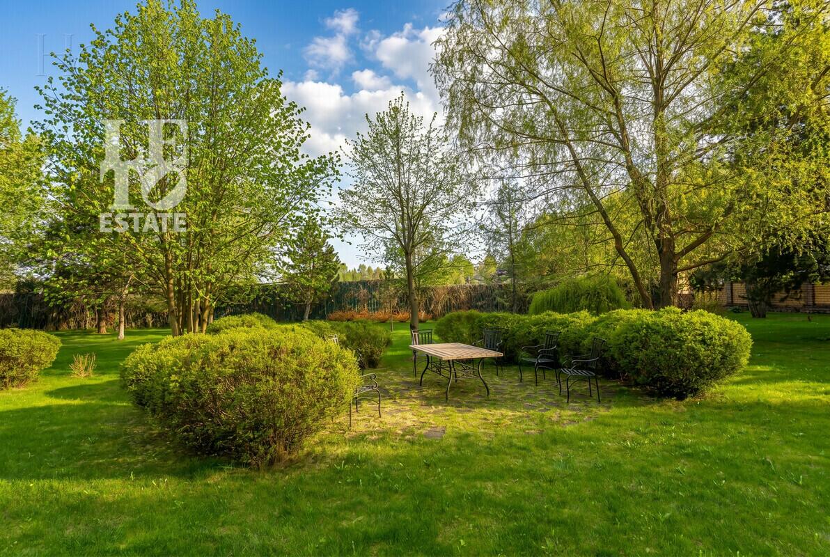 3-этажный коттедж 470 м² с отделкой
