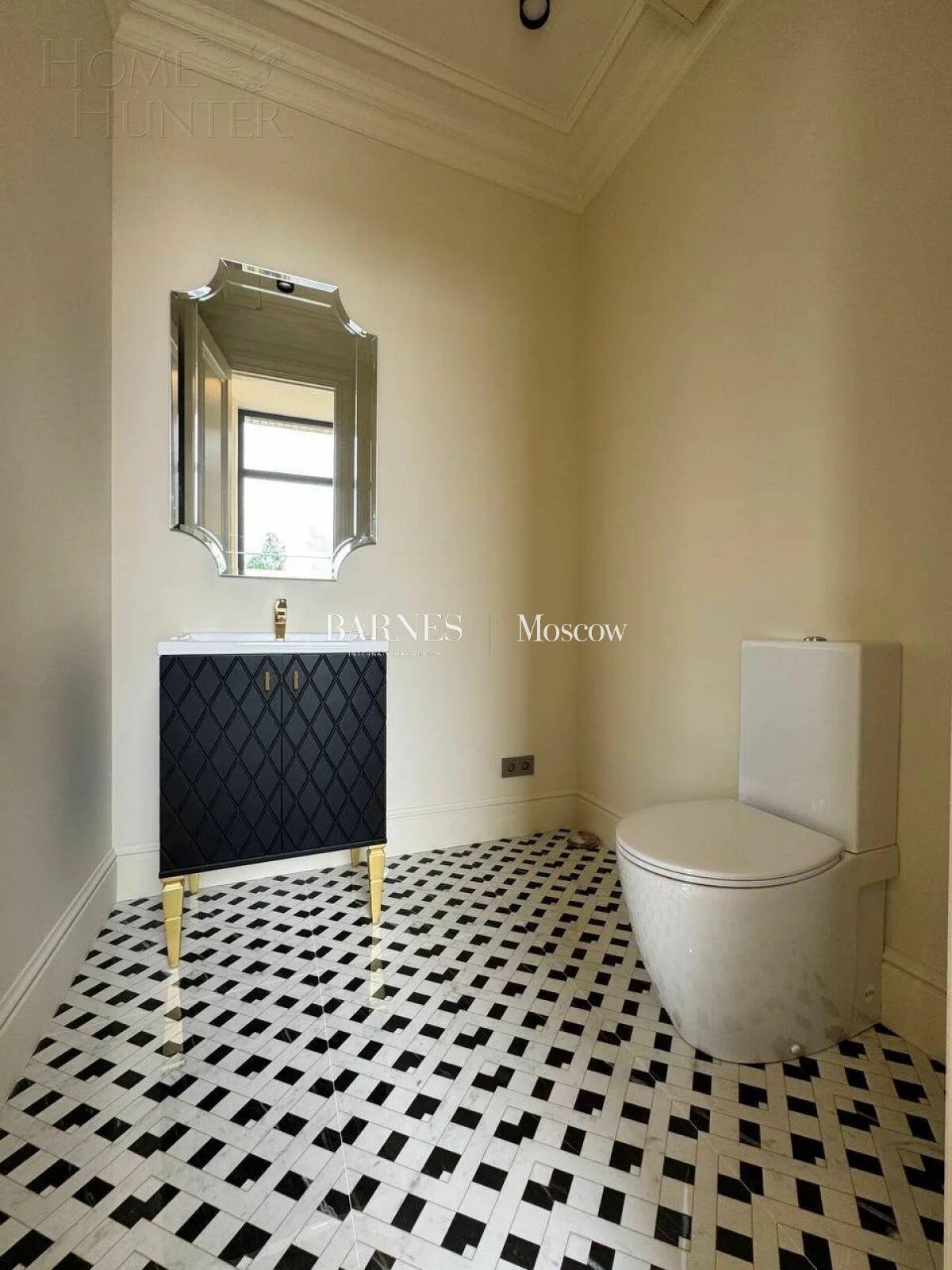 2-этажный коттедж 370 м² с отделкой