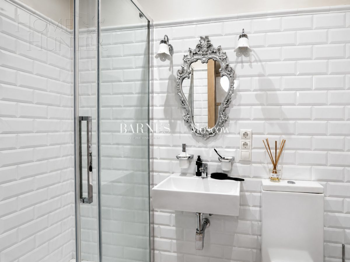 2-этажный коттедж 750 м² с отделкой