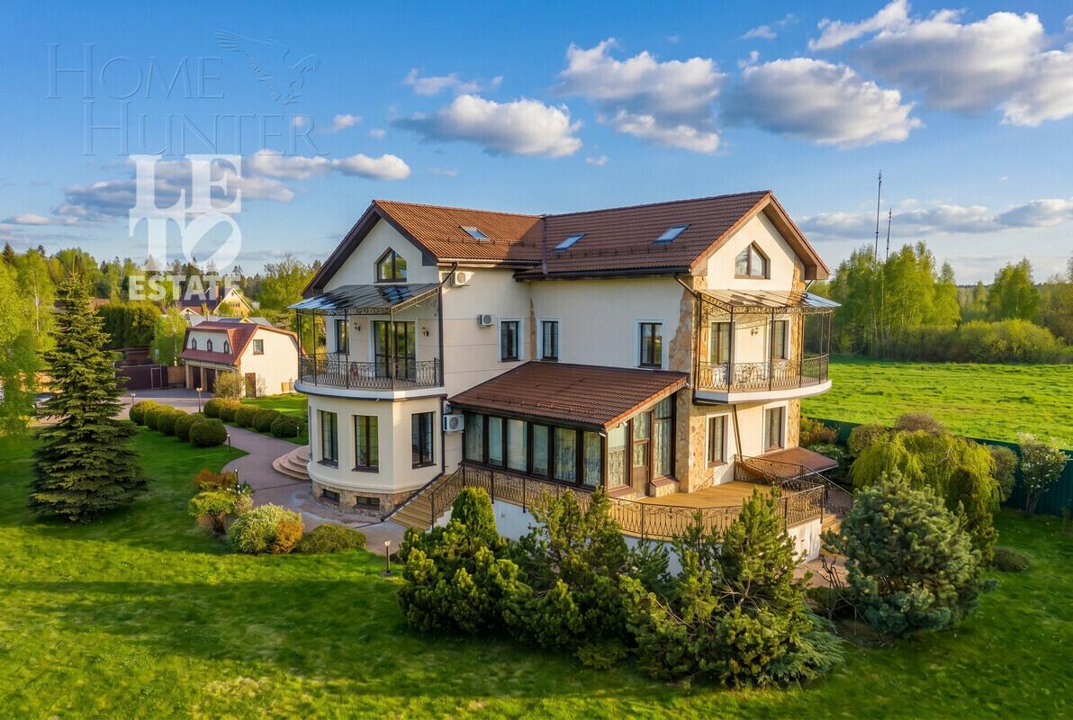 3-этажный коттедж 470 м² с отделкой