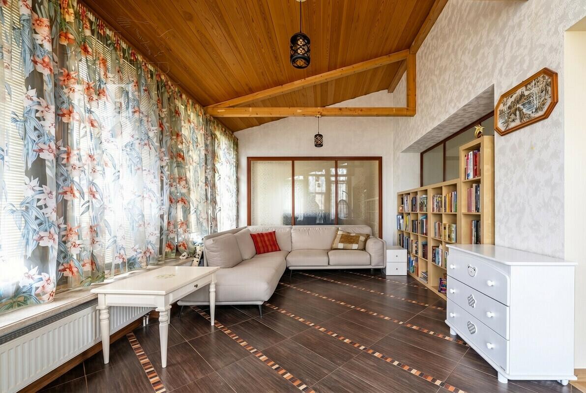 3-этажный коттедж 470 м² с отделкой