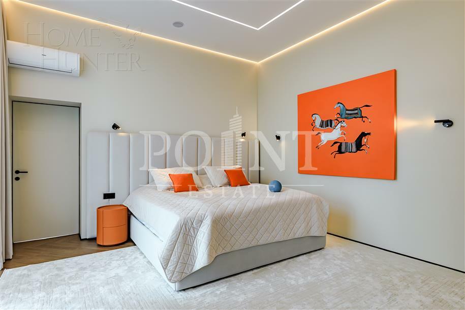 2-этажный коттедж 250 м² с отделкой
