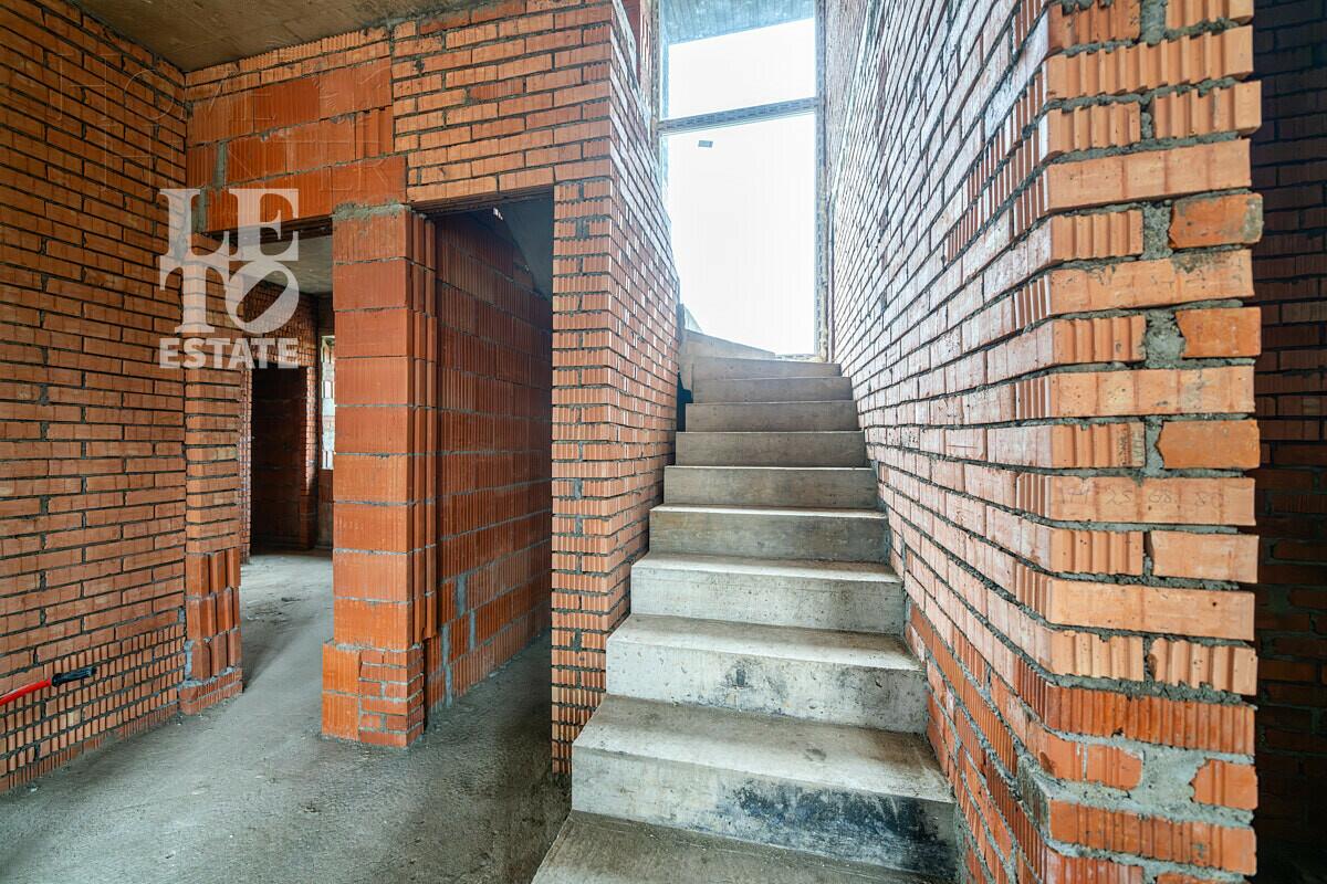 2-этажный коттедж 326 м² без отделки