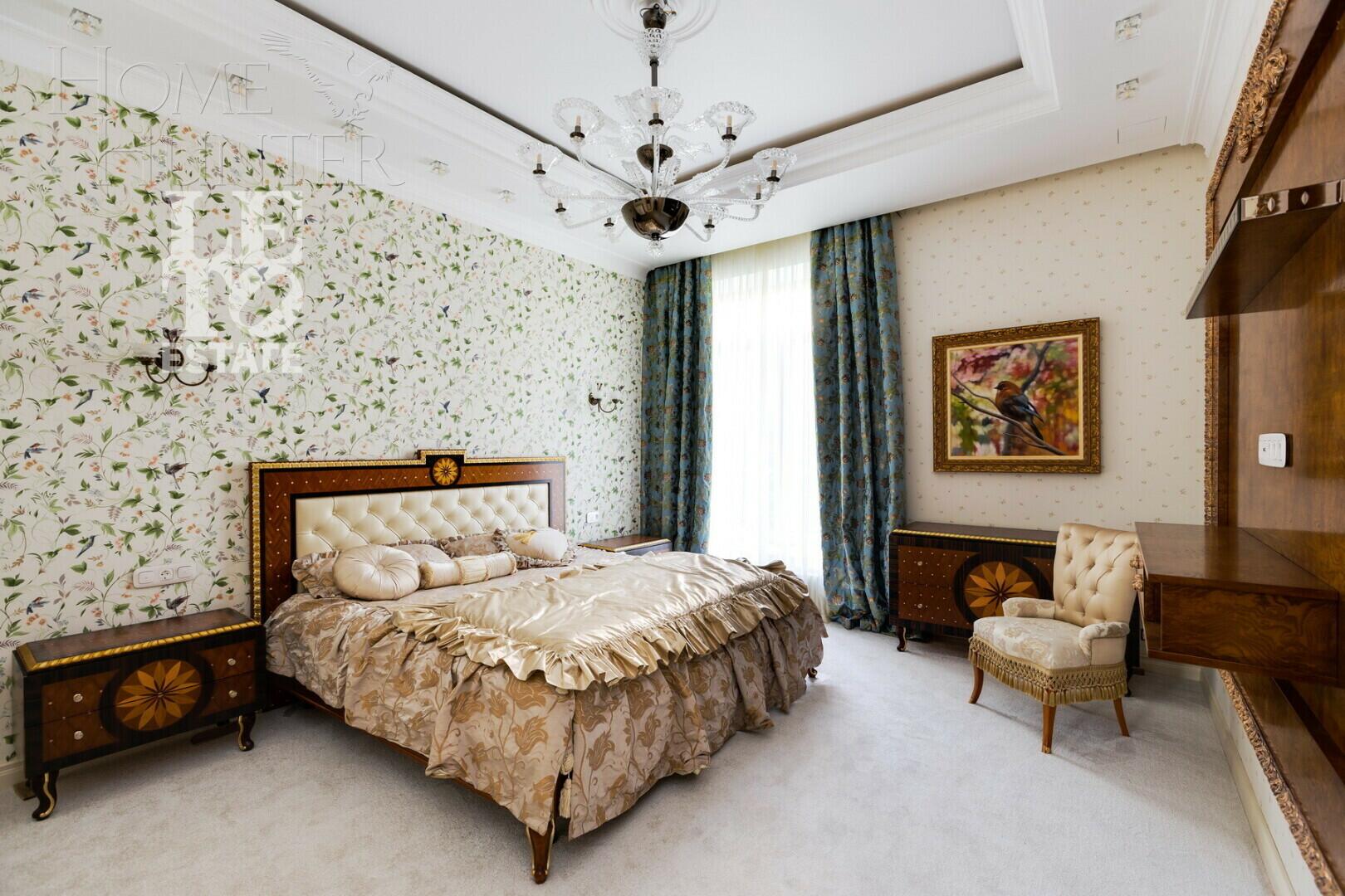 2-этажный коттедж 550 м² с отделкой