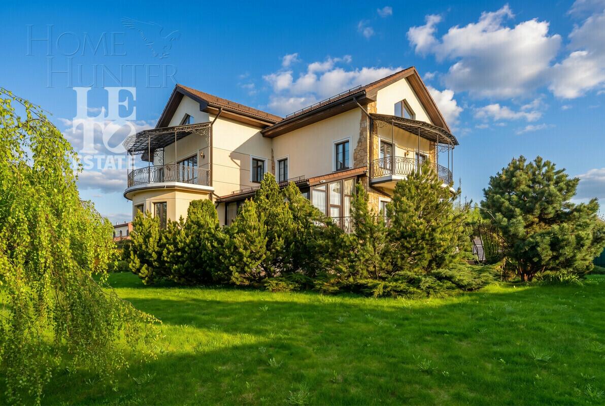 3-этажный коттедж 470 м² с отделкой