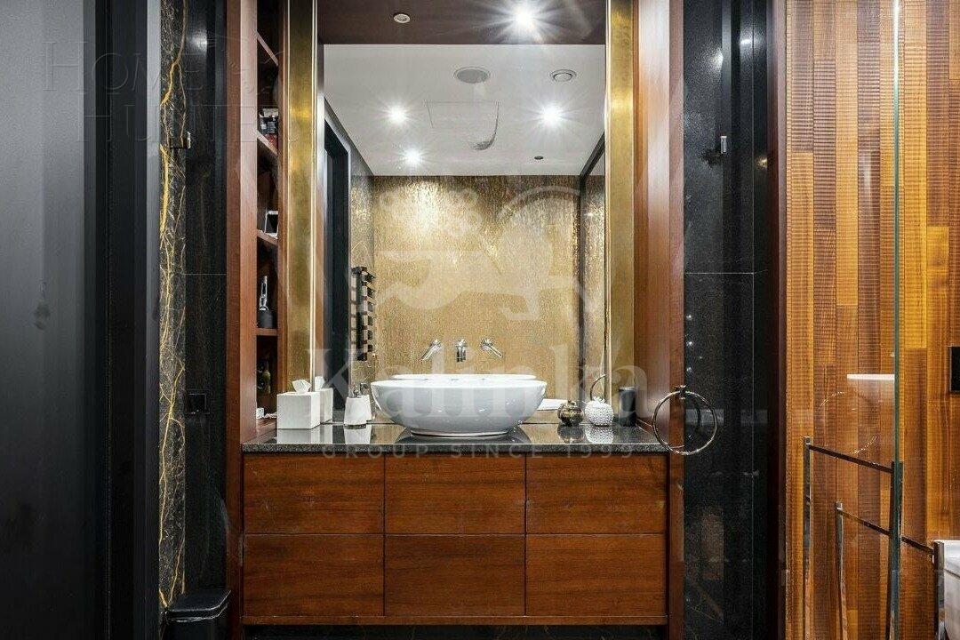 4-КОМН. КВАРТИРА С ОТДЕЛКОЙ 213.1 М² НА 5 ЭТАЖЕ