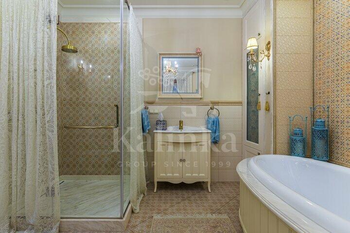 2-этажный таунхаус 370 м² с отделкой