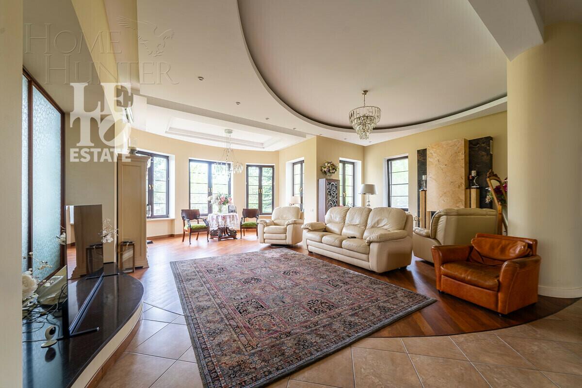 3-этажный коттедж 470 м² с отделкой